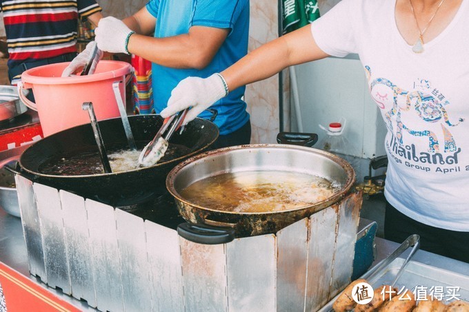 寻味东莞，发现夜晚姗姗来迟的卅城另一面