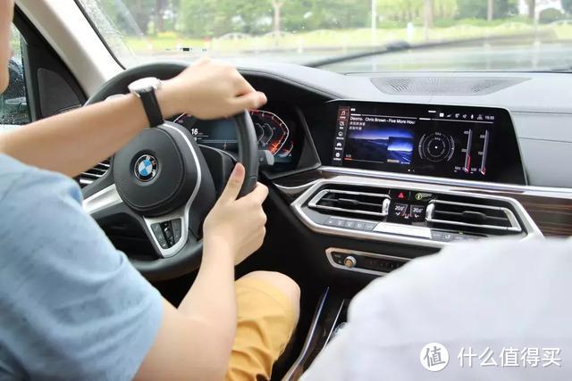 “约驾”全新BMW X5一小时：车，不再只是用来开的