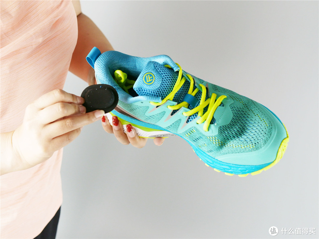 「超逸酷玩」穿上FREETIE专业稳定缓震跑步鞋一起运动起来