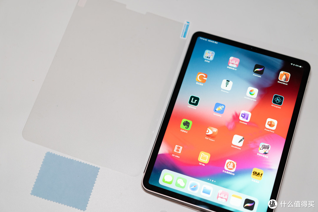 老师傅在线贴膜教程，类纸膜让iPad Pro更顺手
