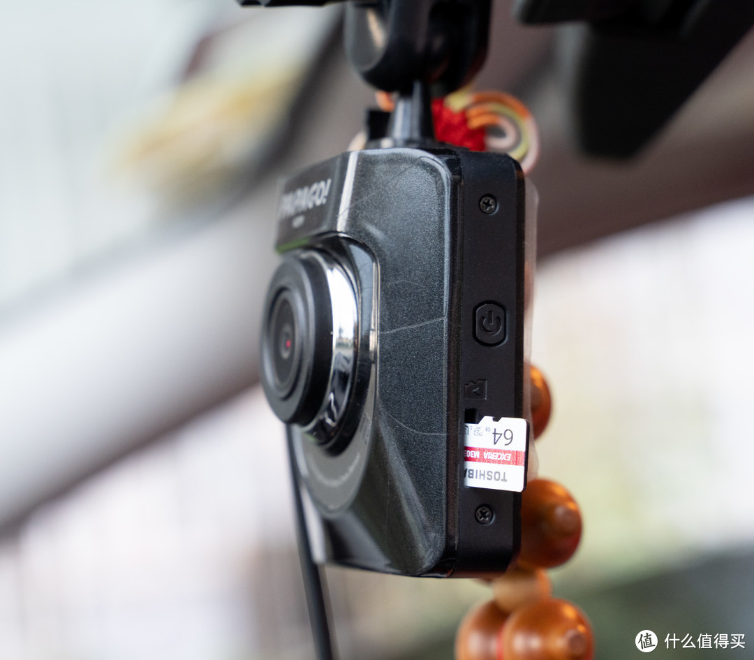 行车记录仪专用micro SD卡推荐：东芝极至瞬速™EXCERIA™ M303E