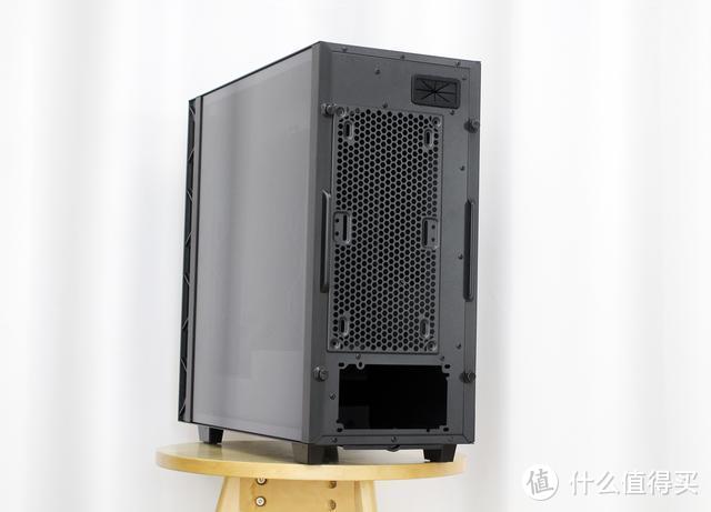 鑫谷全新ATX3.0机箱开箱：显卡竖着安装+水平风道，装机大不同？