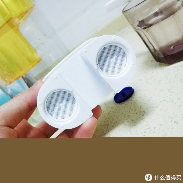 ▲滤芯的出水口