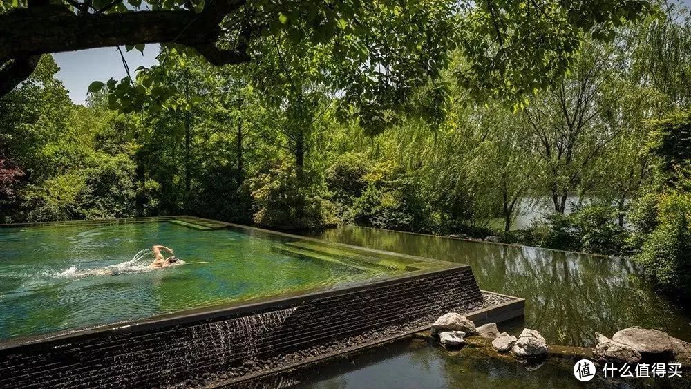 避暑消夏，这些酒店的高颜值泳池和水疗，值得你专程去住一晚！