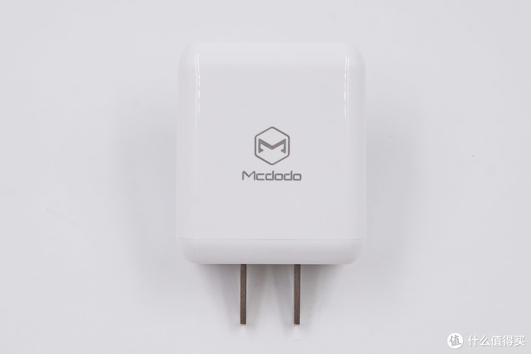 拆解报告：Mcdodo 18W USB PD PPS快充充电器
