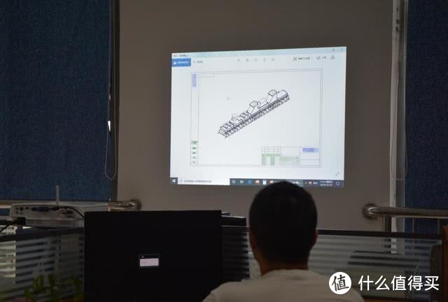 打造无线会议室，明基E500商用投影仪上手体验