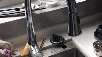 箭牌卫浴 AEHLT136C 全铜抽拉式厨房龙头使用感受(出水|旋转|设计)
