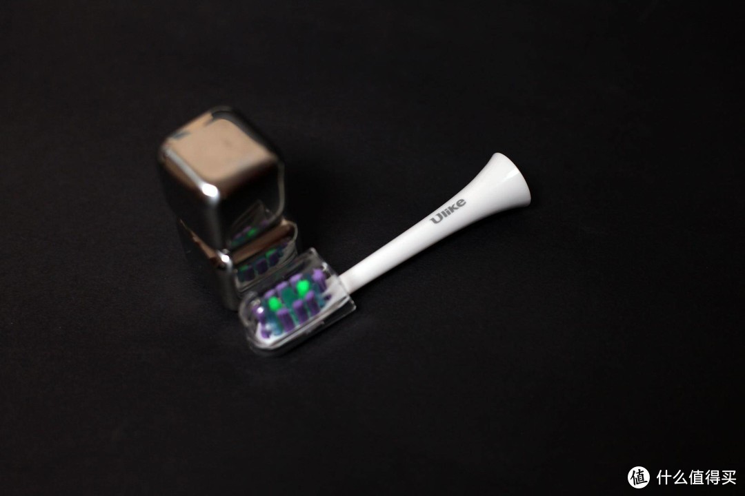 无线充电全身防水声波马达”只要200多？ULIKE电动牙刷入手使用感受分享