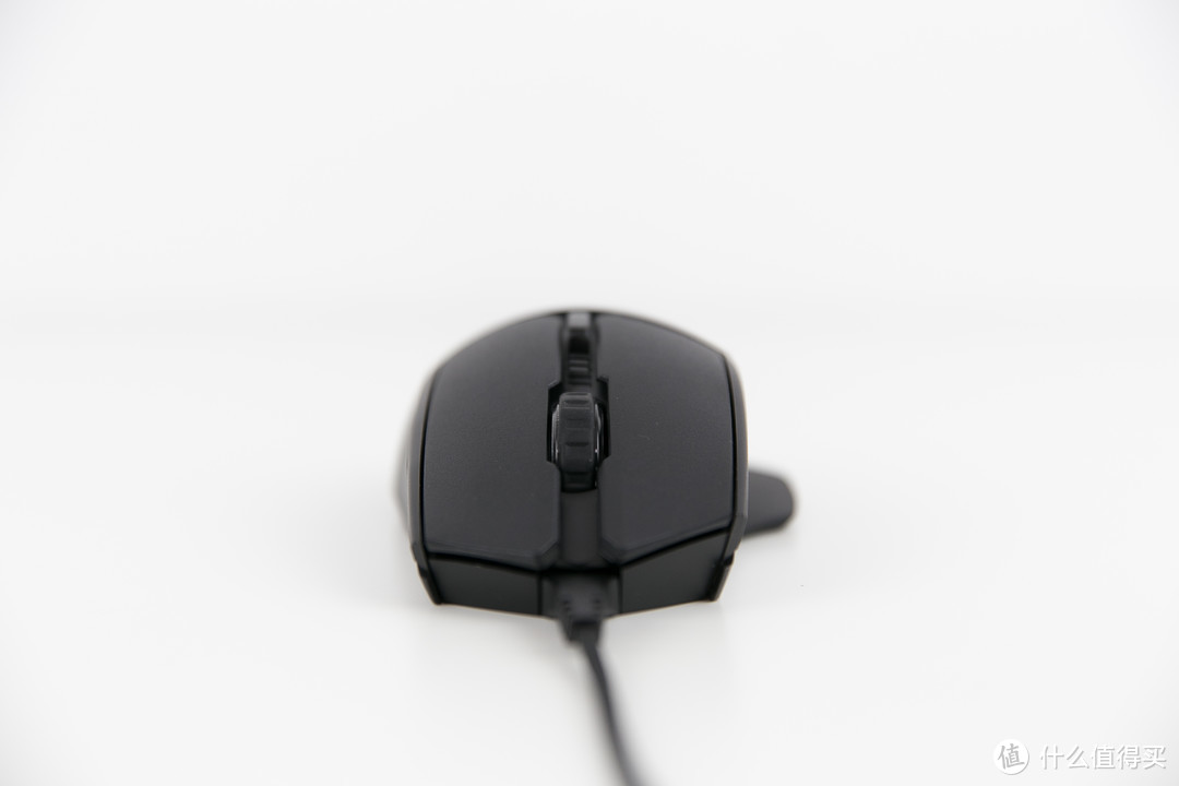 D-PAD 侧键+OLED屏，这个鼠标不一样—酷冷至尊MM830鼠标及MP750鼠标垫体验