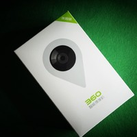 360智能摄像机（夜视版）外观展示(充电线|主机|摄像头|麦克风)