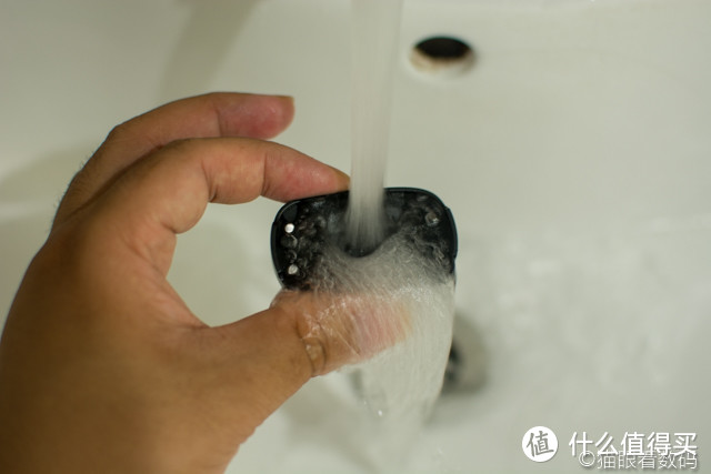 须眉剃须刀灵动3系使用评测 干湿两用，可全身水洗