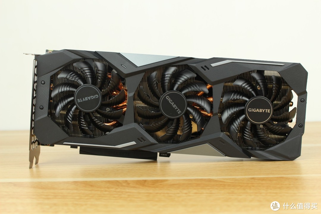 7000元游戏主机如何搭，8700+RTX2060走起