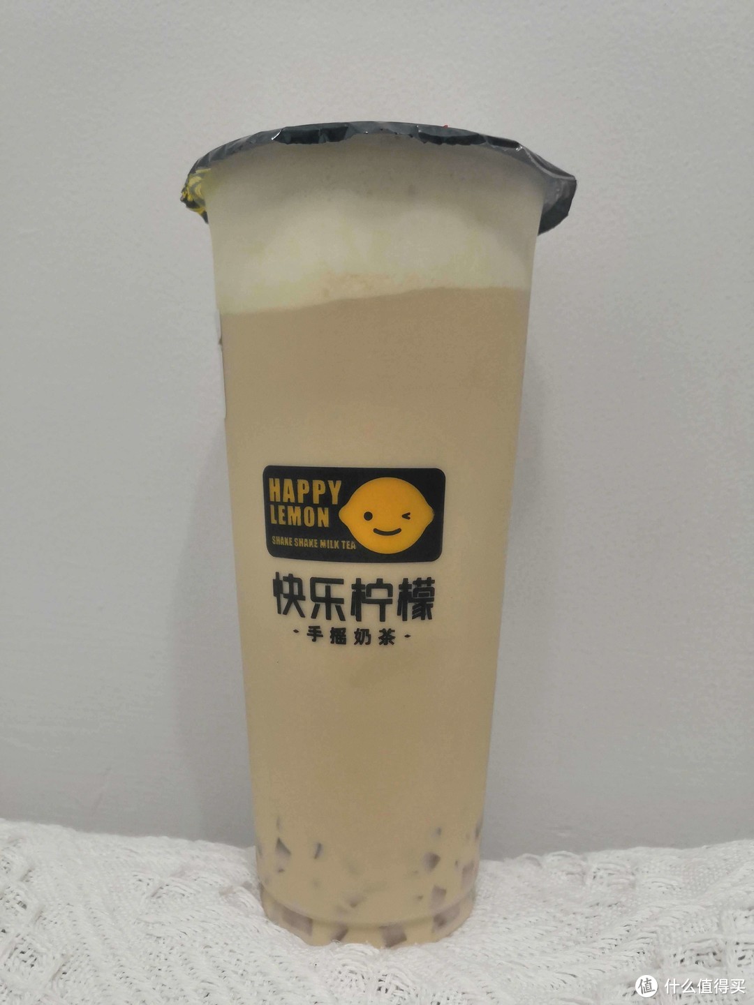 给我一杯「快乐」，我能摇动整个地球