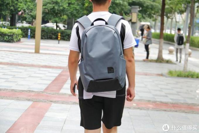 外出必备背包,超实用高颜值,小米休闲运动双肩包