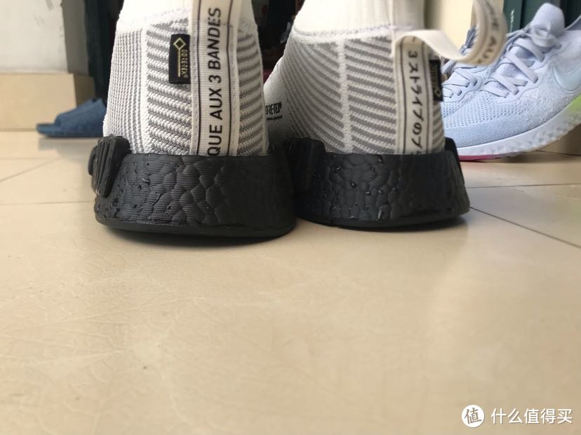 雨季来了 入手双雨鞋 nmd cs1 Gore-tex