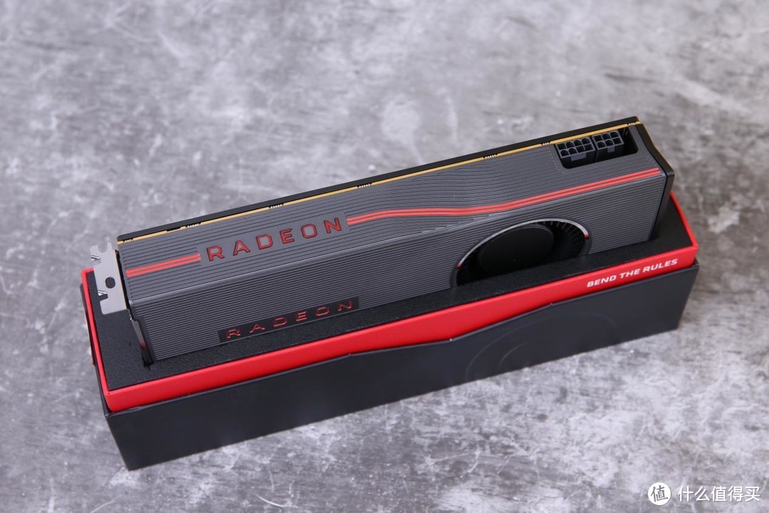 AMD Radeon RX 5700系列显卡首发评测: 7nm工艺全新显卡架构 轻松完胜2070