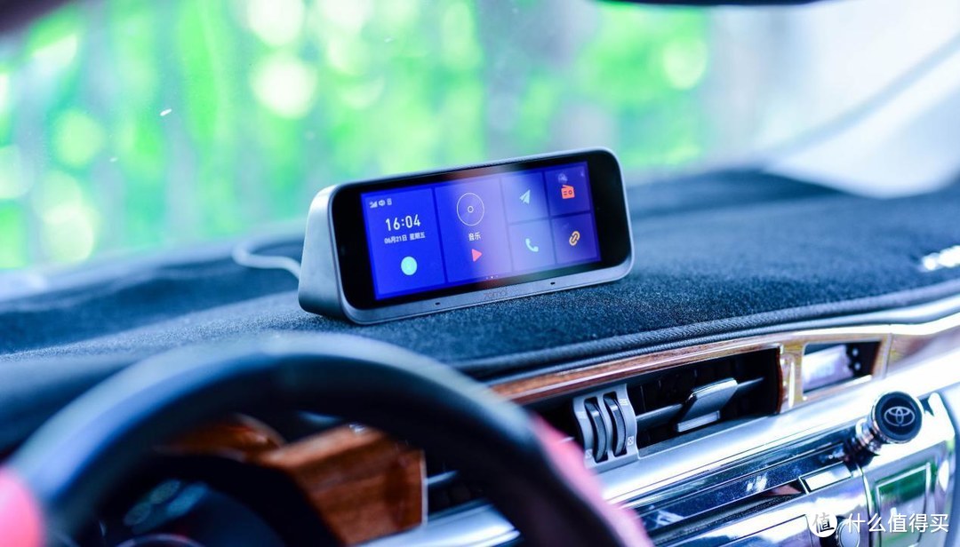 车生活的微智能体验，70迈智能行车助手首发评测