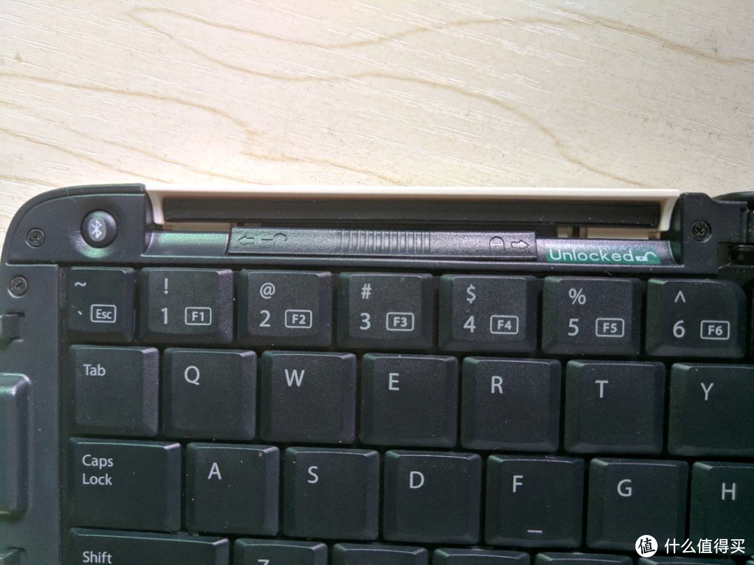 2019，我为什么买了6年前的宜丽客（elecom）便携蓝牙折叠键盘？