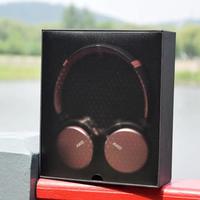 AKG Y500无线头戴式蓝牙耳机外观展示(配件|充电线|接口|头梁)