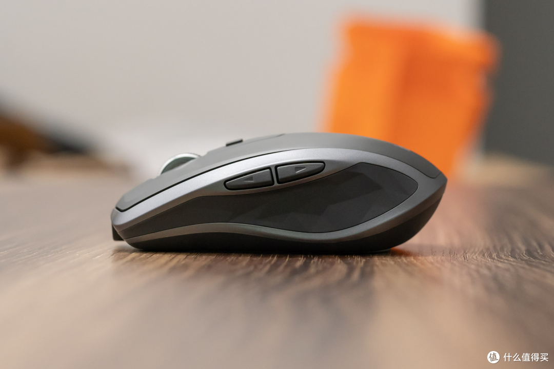 数码测评# 篇五:罗技mx anywhere 2s评测:打破边界,不挑桌面的叶