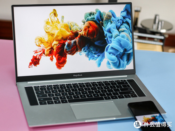 16.1英寸巨幕全面屏 荣耀MagicBook Pro首测