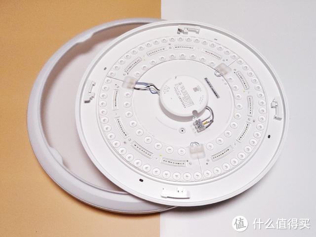 Yeelight灵犀吸顶灯，薄至1.5cm，支持小爱控制、智能联动