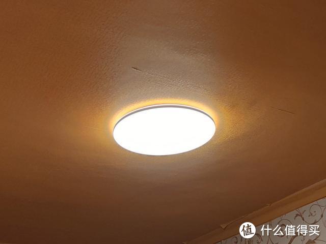 Yeelight灵犀吸顶灯，薄至1.5cm，支持小爱控制、智能联动