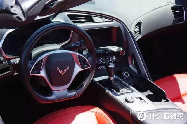 试驾克尔维特Corvette：“五菱宏光背后的真神”到底是啥模样