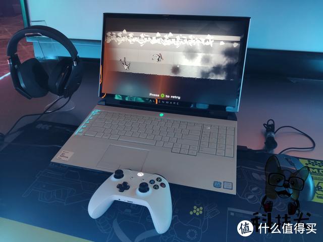 ALIENWARE m15/m17图评：工业设计推至全新维度