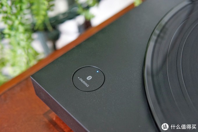 索尼黑胶唱片机PS-LX310B:可连蓝牙的“现代复古”体验