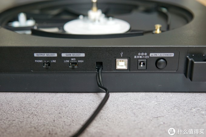 索尼黑胶唱片机PS-LX310B:可连蓝牙的“现代复古”体验