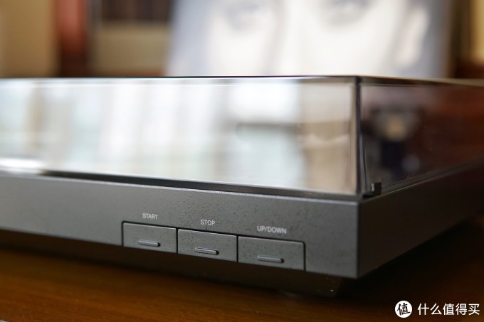 索尼黑胶唱片机PS-LX310B:可连蓝牙的“现代复古”体验