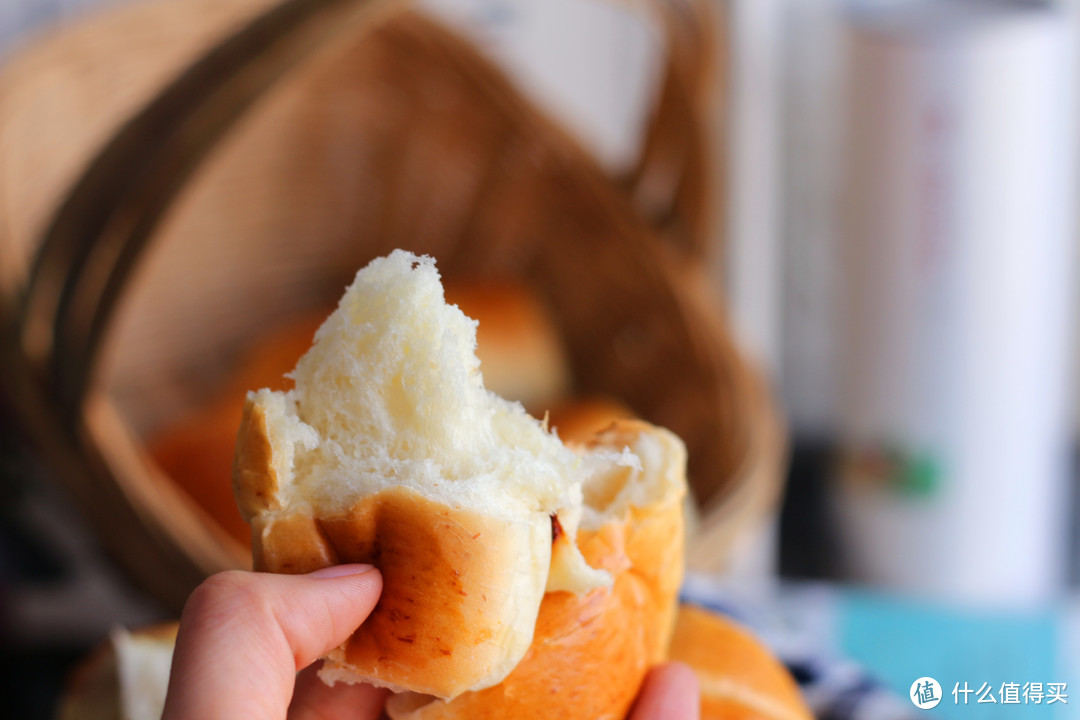 只需一发的小面包，做法超级简单，味道好极了！
