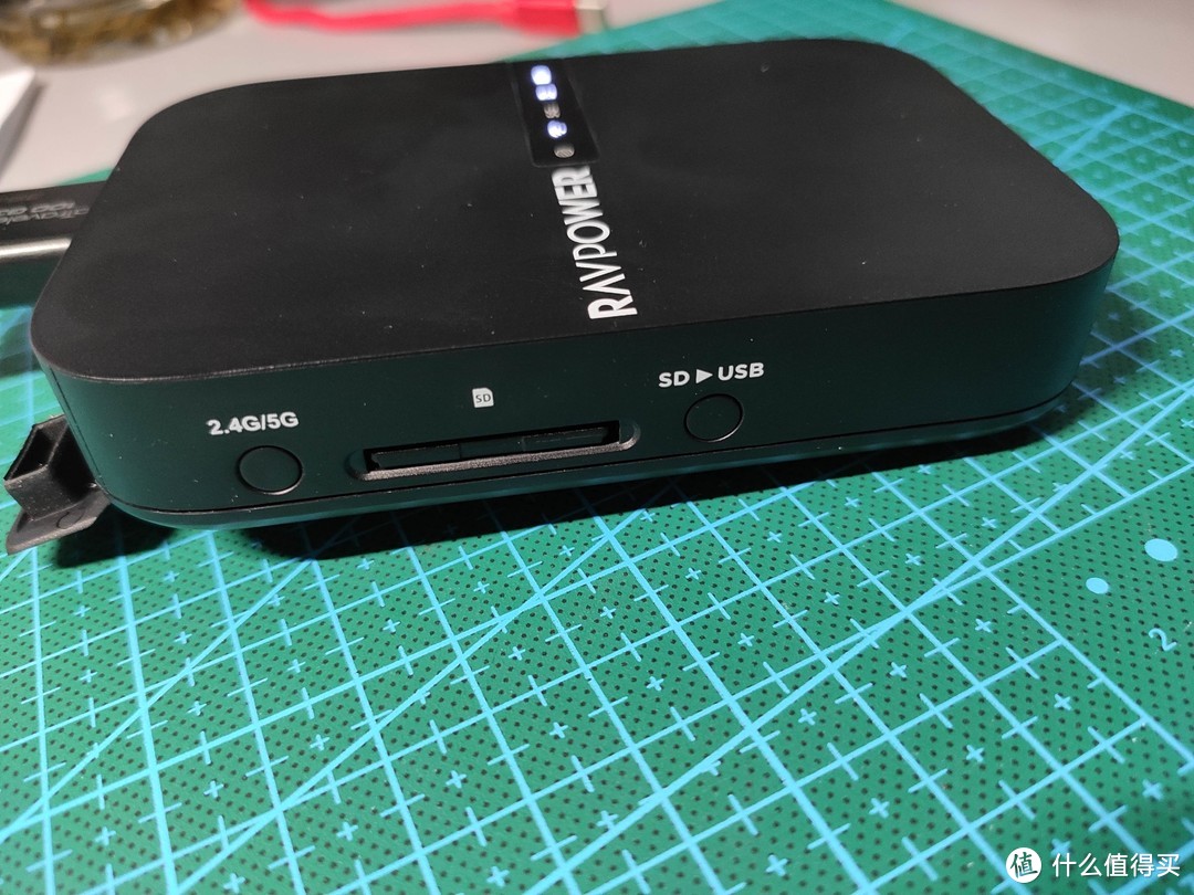 旅途好伴侣-RAVPOWER RP-WD009 无线wifi·多功能文件管理器