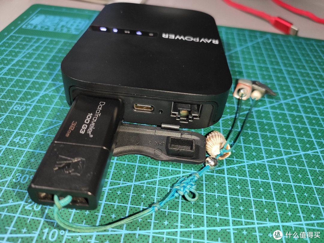 旅途好伴侣-RAVPOWER RP-WD009 无线wifi·多功能文件管理器