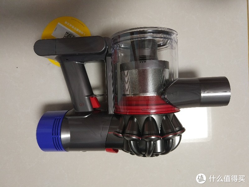 戴森(Dyson) 吸尘器 V7 FLUFFY开箱