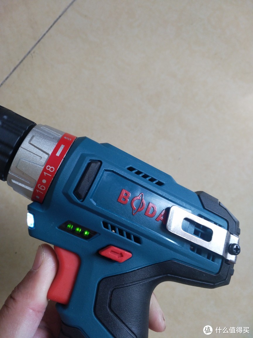 博大d1209-10锂电钻开箱