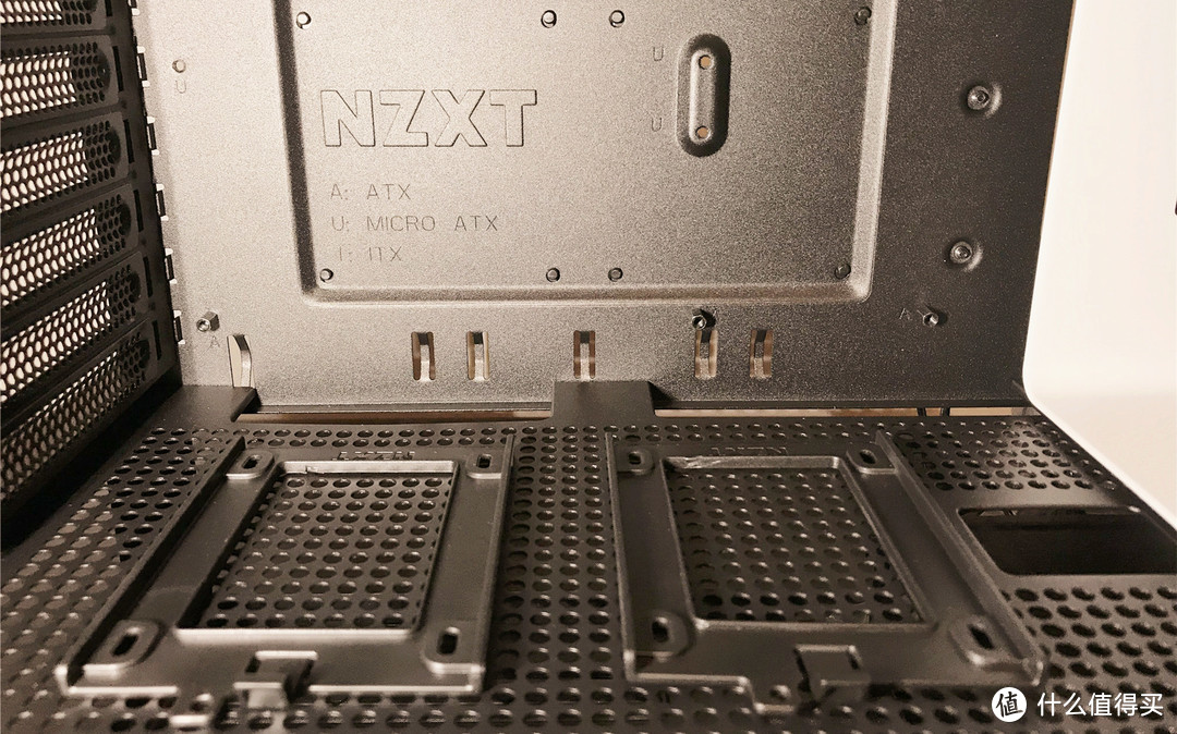 ​如何配置一台播放正版4K UHD光盘的电脑 - NZXT H710i乱入