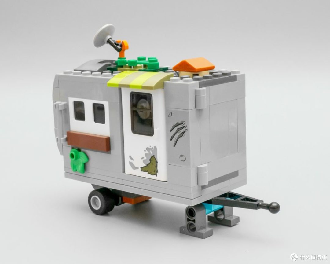 丛林中隐藏的宝藏与危机乐高侏罗纪世界系列75935重爪龙之战寻宝探险