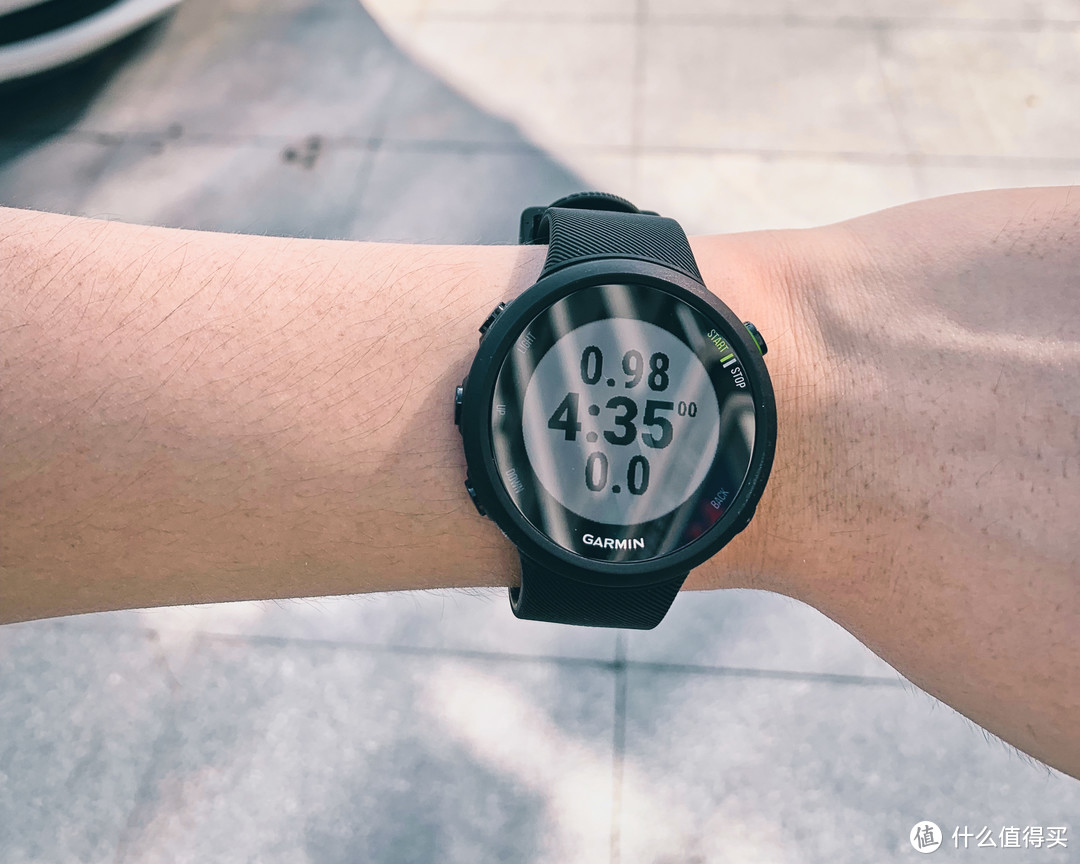 跑步该带哪些装备？Garmin佳明全新Forerunner45运动手表要算在内