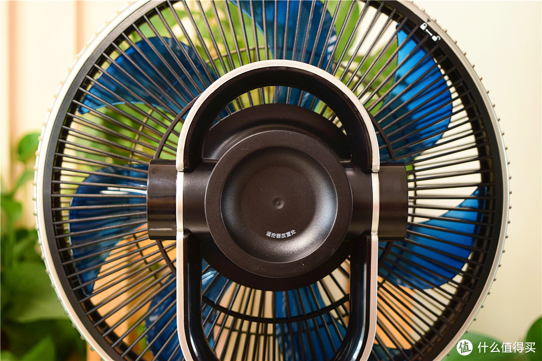360°循环立体送风，夏日消暑利器：莱克F501智能空气调节扇体验！