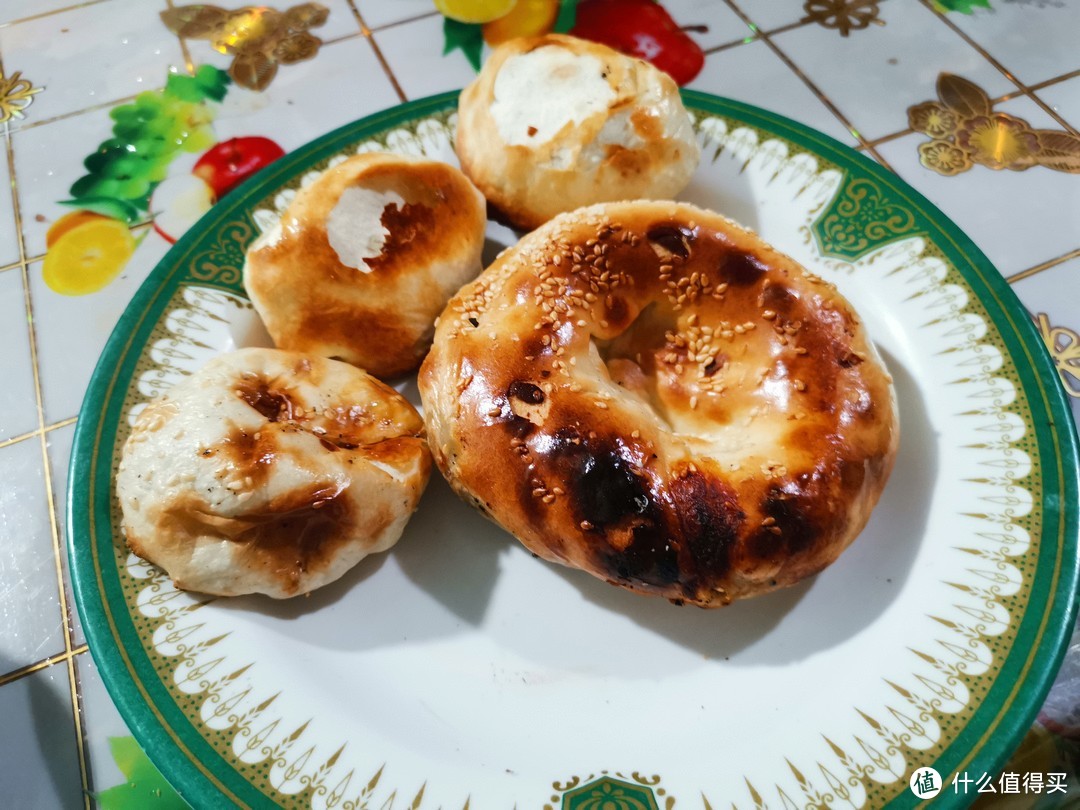 新疆喀什市探店——爱乐热木肉馕烤包子店