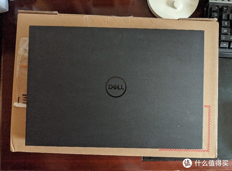 DELL XPS 15 9575 一个月使用体验＋伪开箱