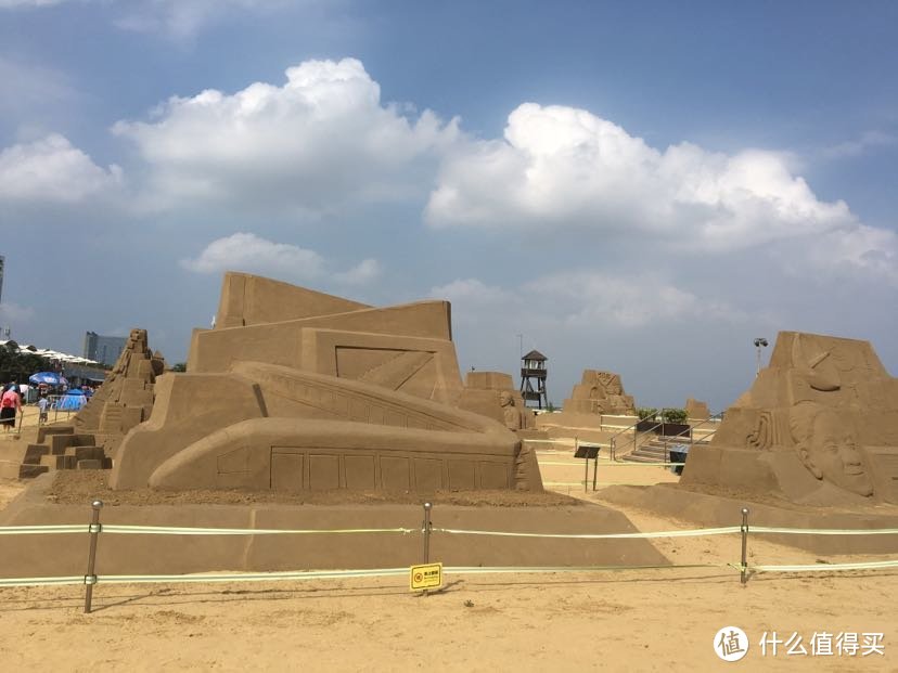 金山区城市沙滩海岸线（来上海，怎能不去一次海滩游泳）炎炎夏日的凉爽去处