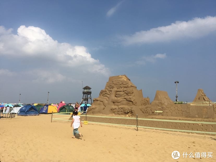 金山区城市沙滩海岸线（来上海，怎能不去一次海滩游泳）炎炎夏日的凉爽去处