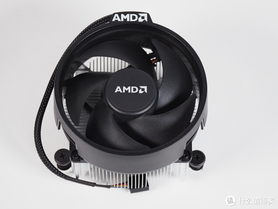 越级挑战i7也不怵：AMD 锐龙5 3600X处理器评测