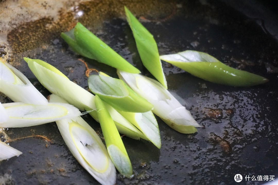 暖男的深夜食堂----黑暗料理，薯片干锅虾