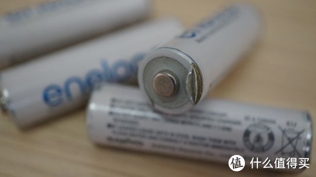 充电1000次真的大丈夫？一组服役八年的eneloop电池简测。