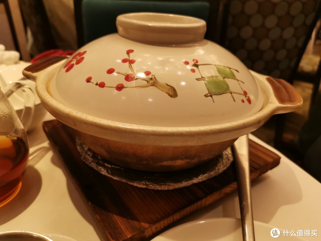 体验广州米其林一星、大众点评黑珍珠餐厅——利苑酒家（宜安广场店）