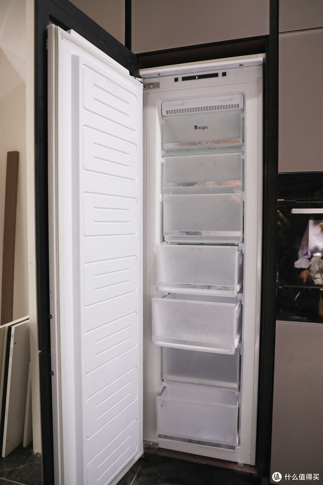真假嵌入式冰箱，你看懂了吗？